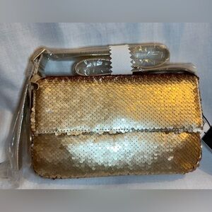 NWT Nicole Miller Sequin Handbag in Gold